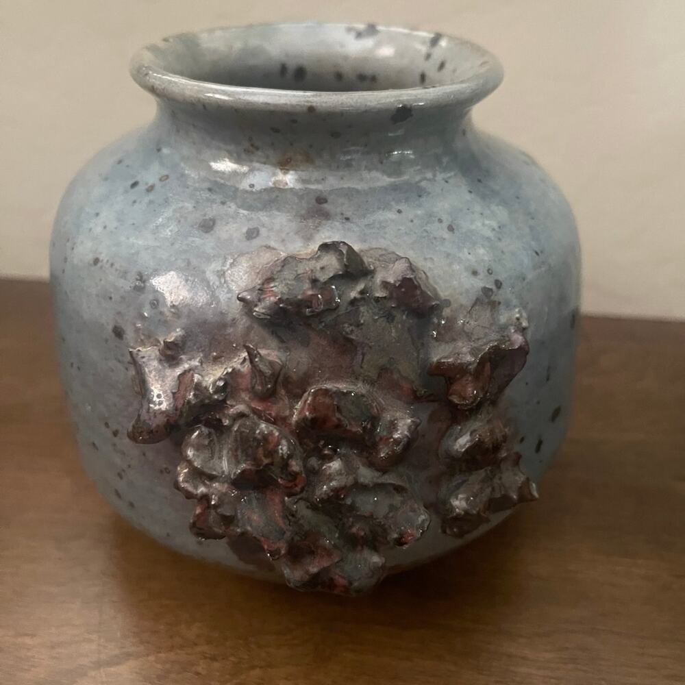 Pottery vase lava glaze 4-1/2" Gorgeous and Heavy